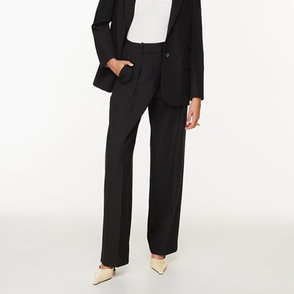 99% NEW WILFRED EFFORTLESS PANTS, SIZE 6